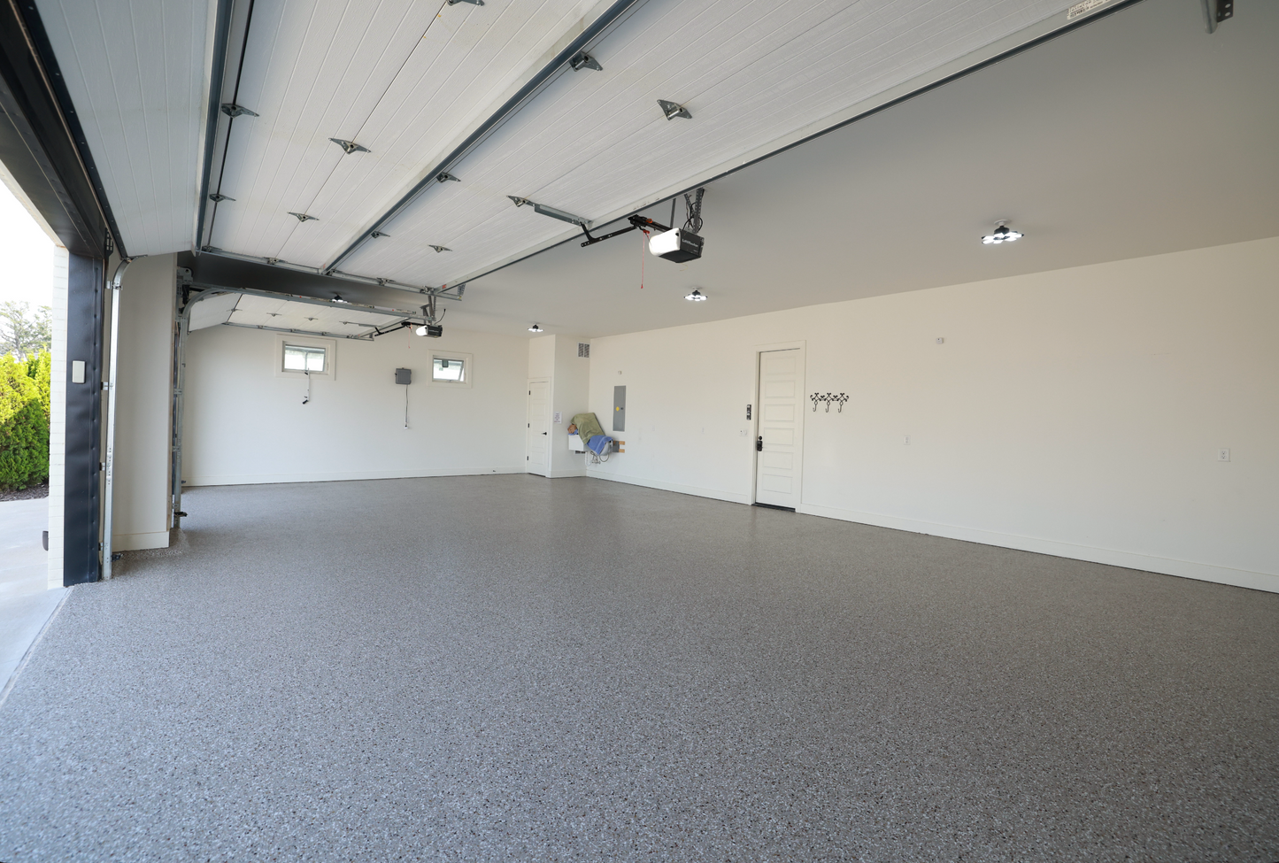 Polyurea System Kit | 2,500 Sq Ft | Contractor